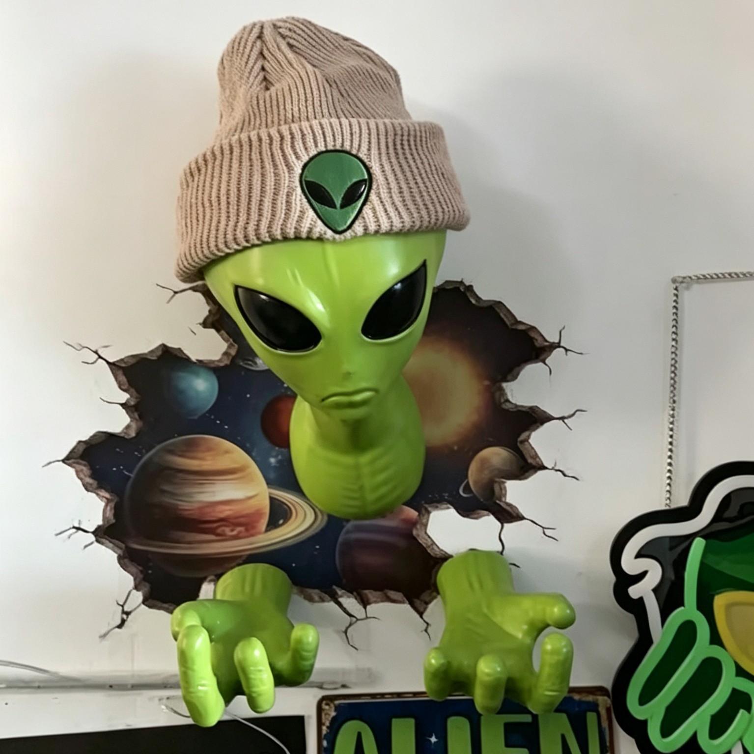 1 Green Alien Pendant, 3D Alie - Home Decor Quirky ulasan dan harga